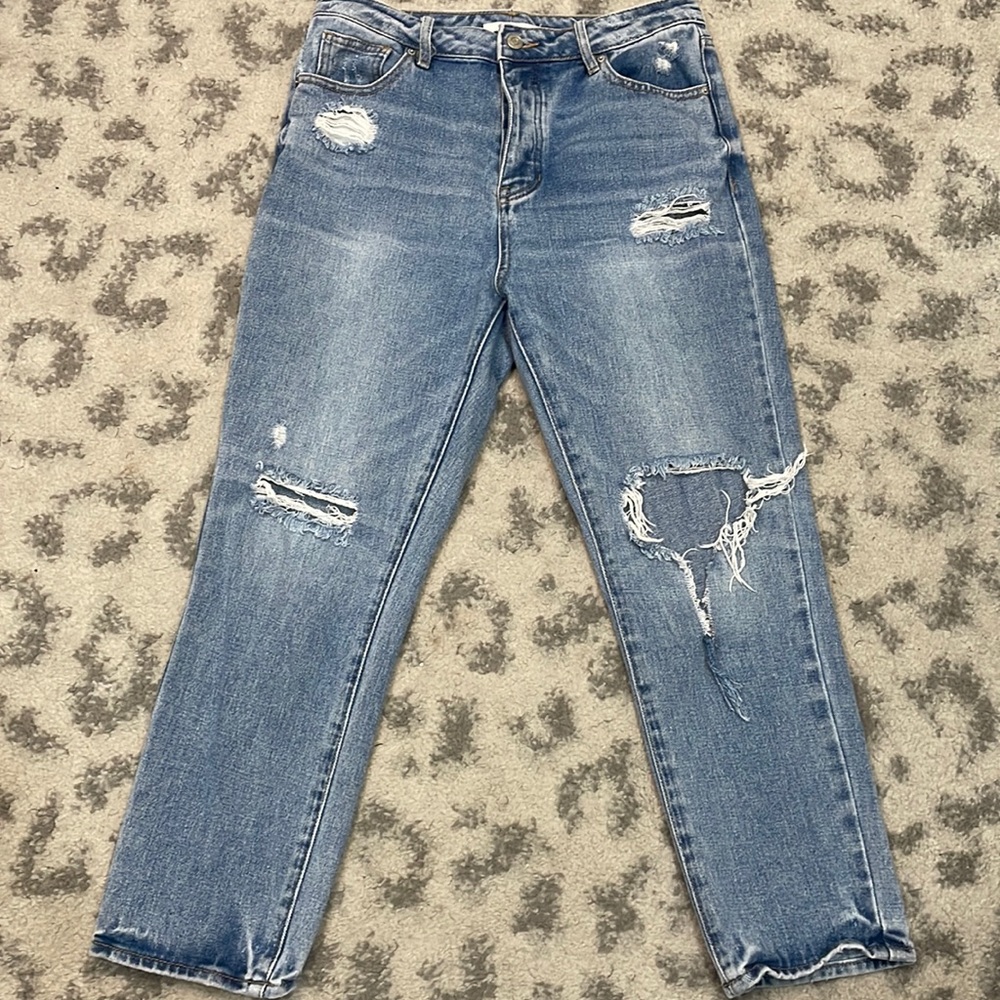 Pacsun size 27 Mom jean.